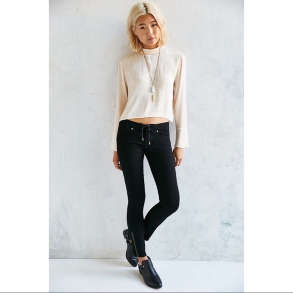 BDG Ankle Zipper Tie Front Jeans